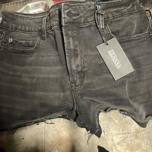 Zenana shorts size L washed black brand new with tags